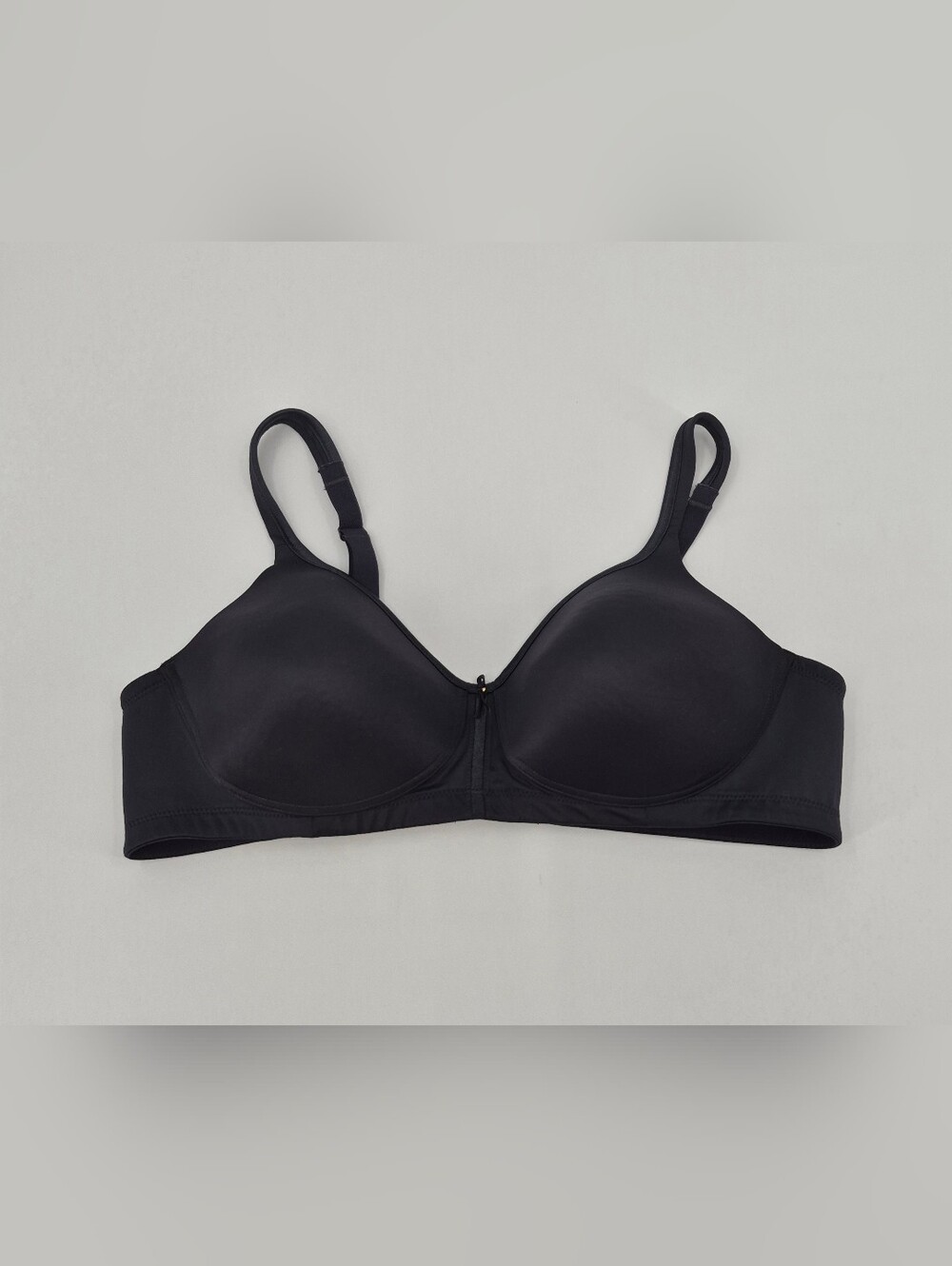 Vanity Fair Bra Womens 40B Black Wireless Convertible Lightly Lined 72335